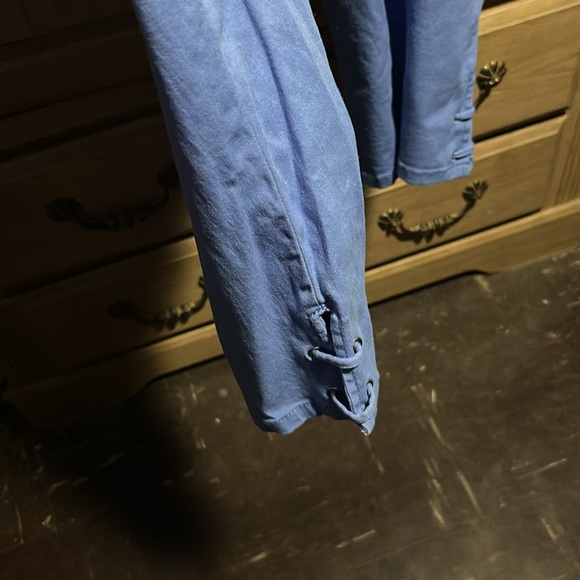 Capris - Picture 2 of 5